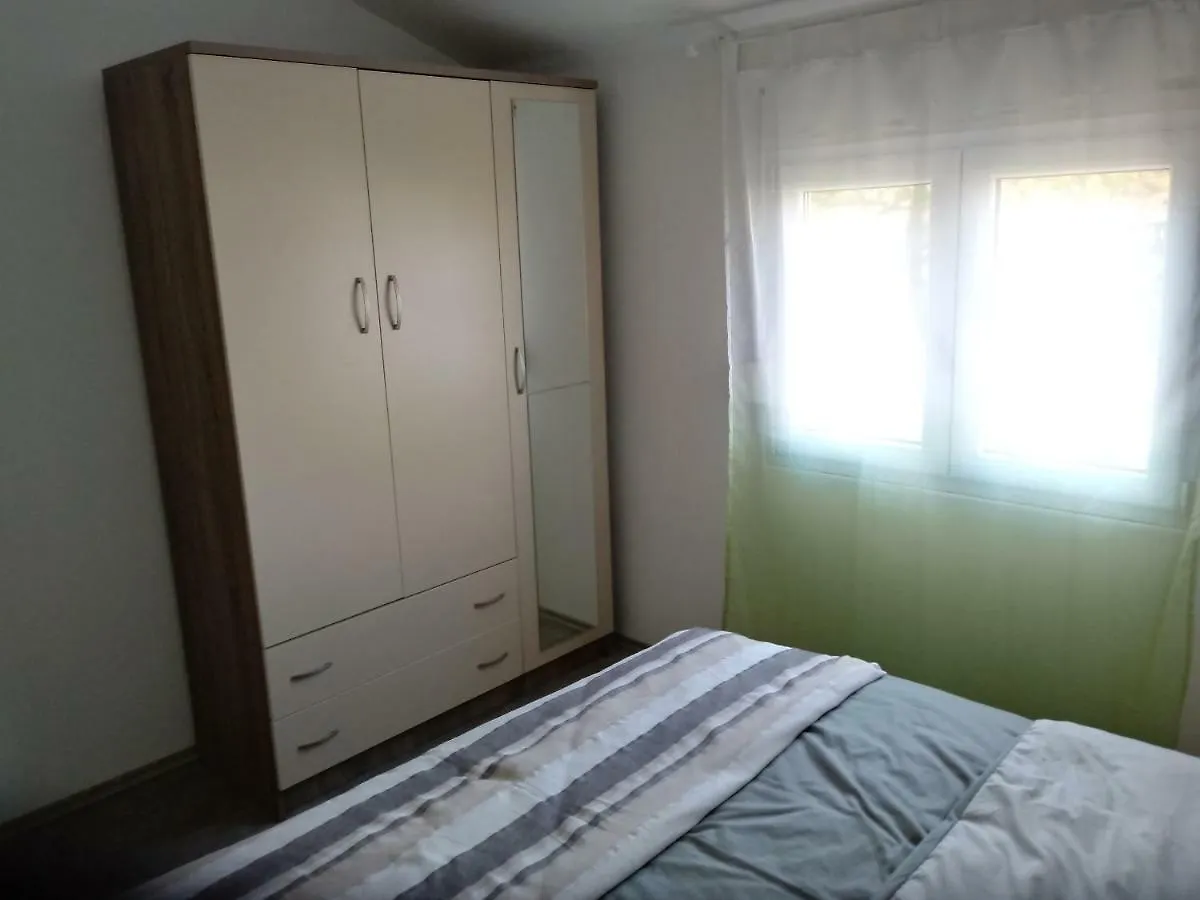 Apartment Galijot Vir