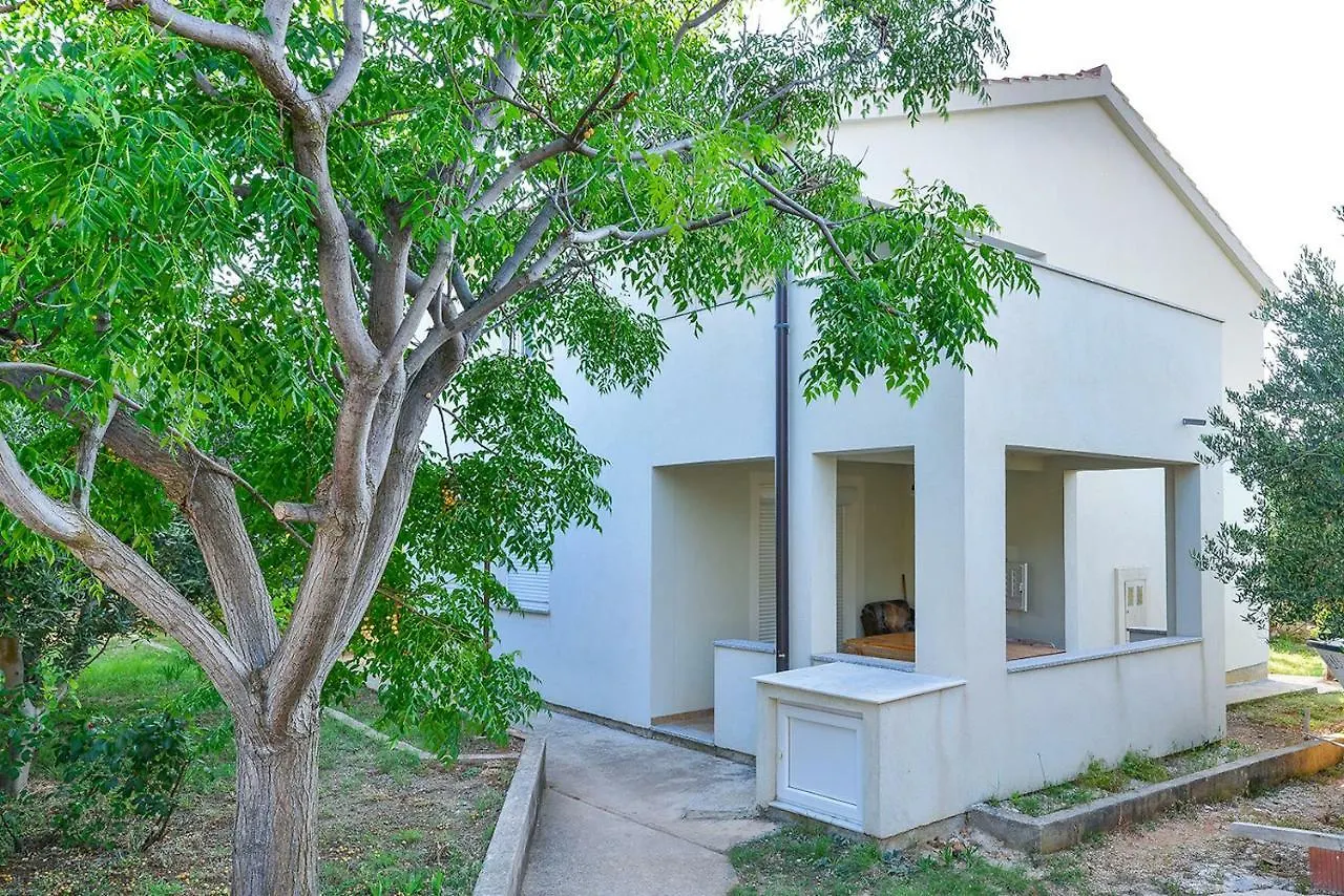 Apartment Galijot Vir